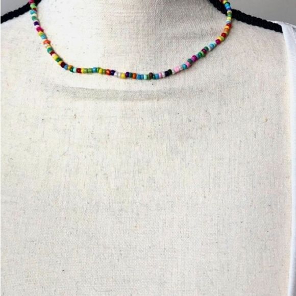 Seed bead colorful necklace with green + earring set, gold tone - Picture 9 of 10